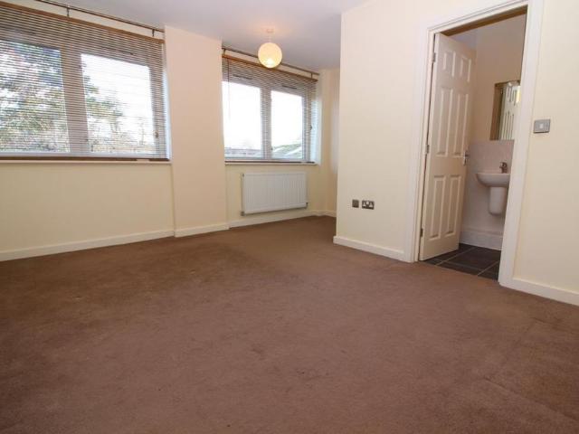 Apartment for rent in Calverton End, Milton Keynes