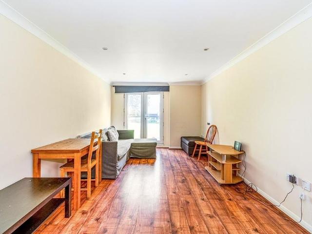 Apartment for rent in Portsea, Portsmouth