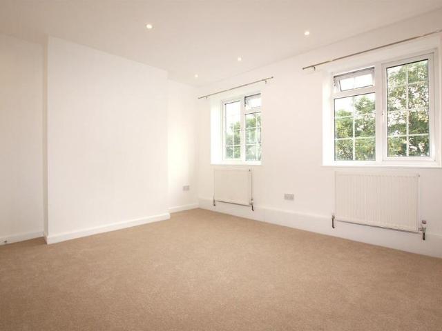 Apartment for rent in Hendon, Greater London