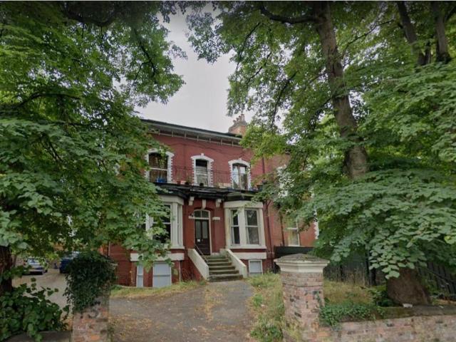 Flat for rent in Fairfield, Calderstones