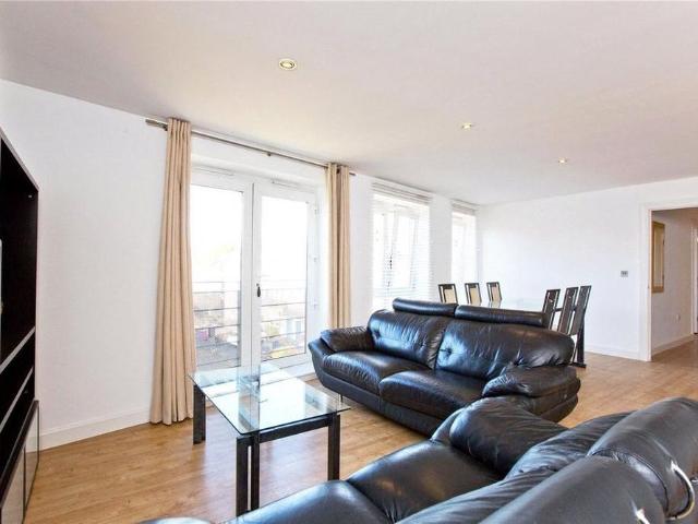 Apartment for rent in Old Ford, Bow