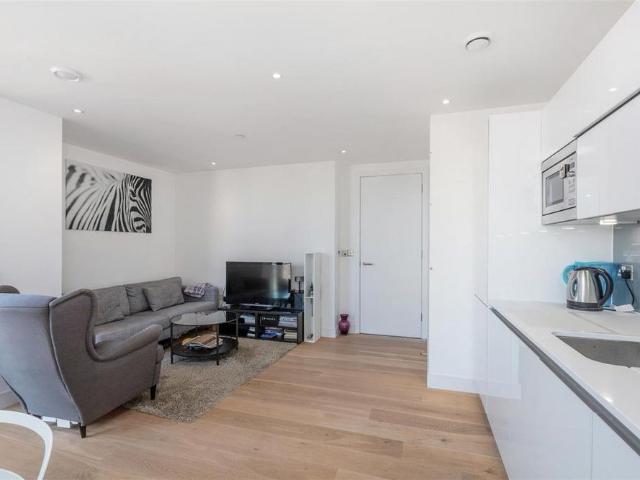 Apartment for rent in The Borough, Greater London
