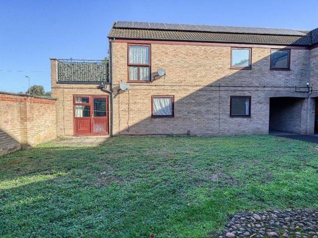 Flat for rent in Brat Hill, New Brumby