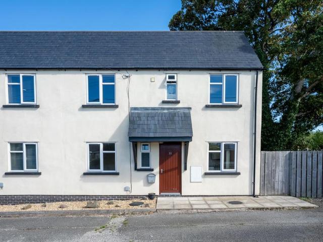 Flat for rent in Hawarden, Bryn Mawr