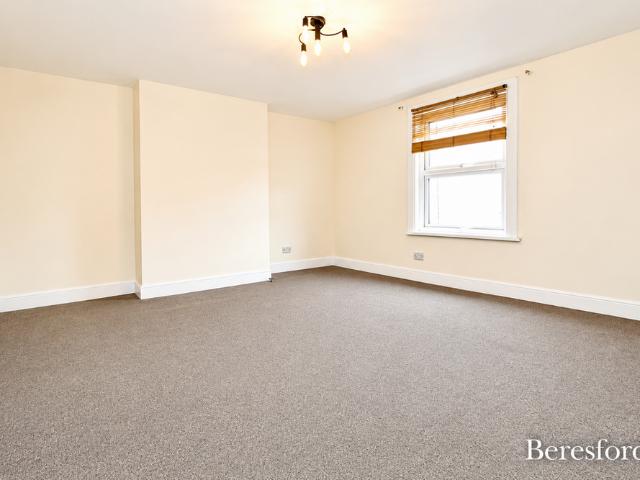 Apartment for rent in Navestock Side, Essex