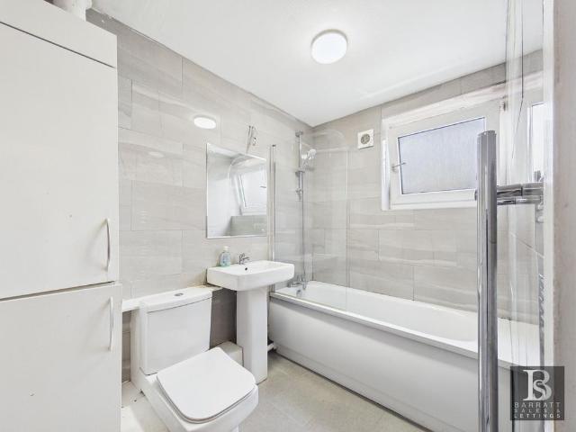 Flat for rent in Greater London