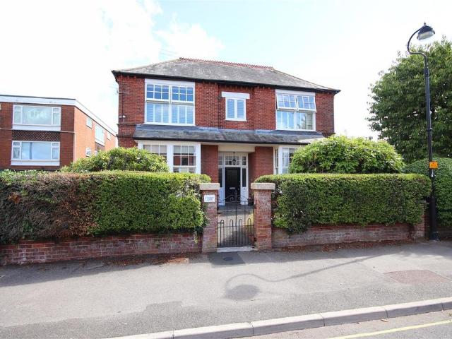 Flat for rent in Lymington, New Forest