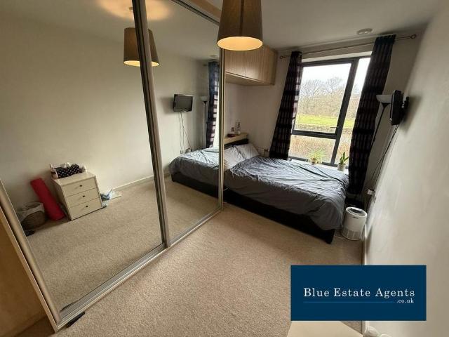Apartment for rent in London Borough of Ealing, Hanwell