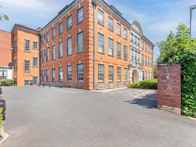 Flat for rent in Perdiswell, Worcestershire
