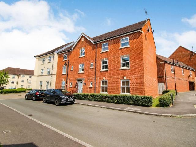 Flat for rent in Redhouse, Abbey Mead
