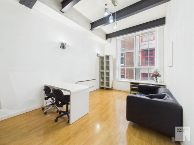 Flat for rent in City Centre, Georgia