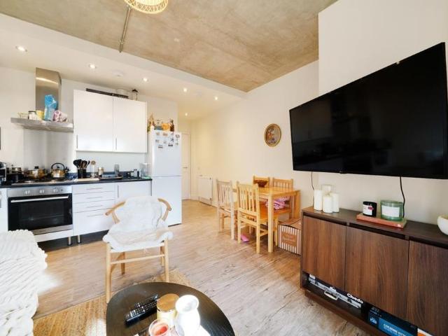 Apartment for rent in London Borough of Havering, Greater London