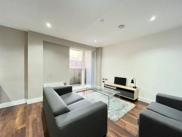 Apartment for rent in First Street, Manchester
