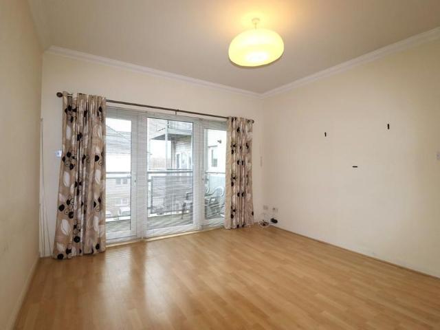 Apartment for rent in Ladywell, Dedridge