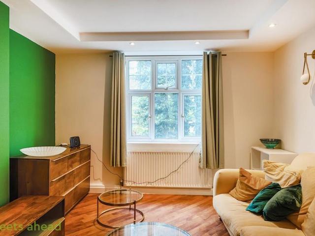 Apartment for rent in London Borough of Croydon, Greater London