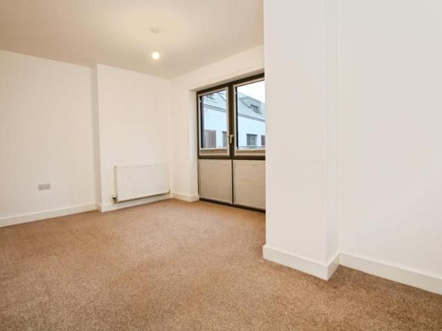 Apartment for rent in Wapping Wharf, Feckenham