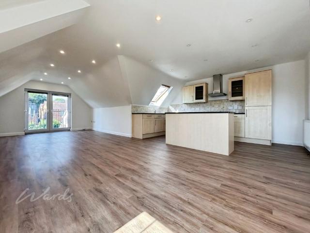 Apartment for rent in Brook Street, Bourne Vale