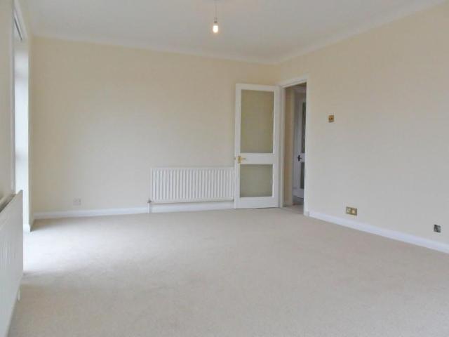 Apartment for rent in Highcliffe