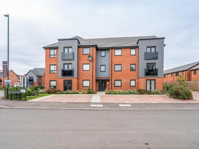 Flat for rent in Shirley, West Midlands