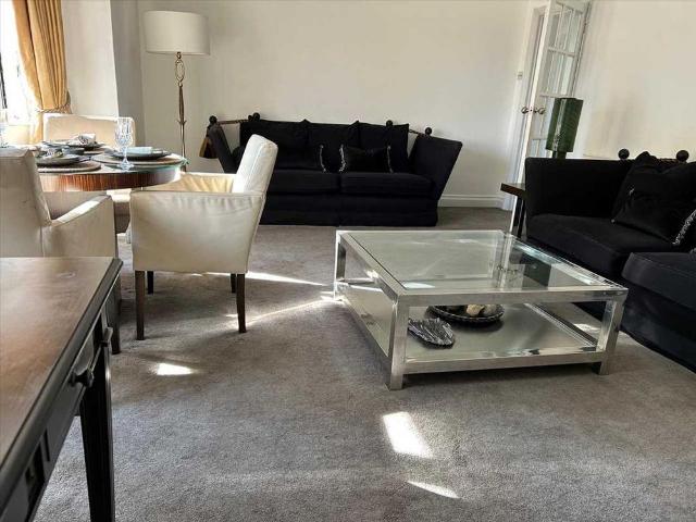 Apartment for rent in Alperton, Greater London