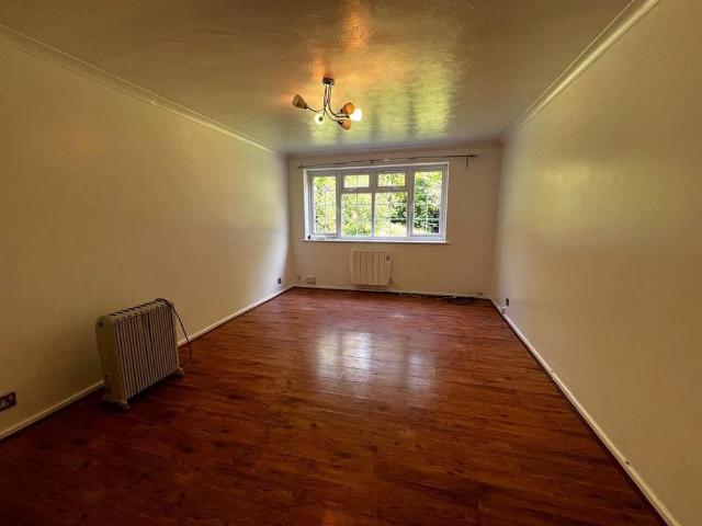 Apartment for rent in Slough
