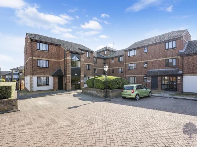 Flat for rent in Greater London