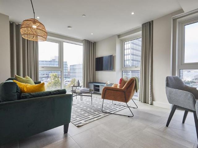 Apartment for rent in Burnedge, Greater Manchester
