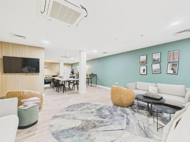 Apartment for rent in Denham