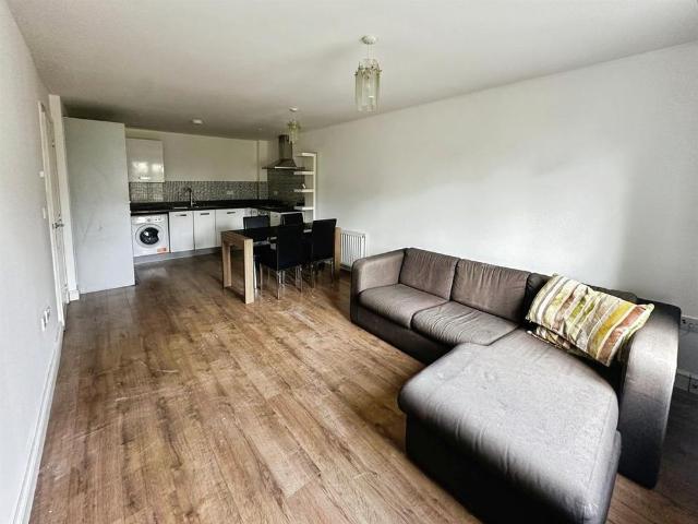 Apartment for rent in Abbey Farm, Blunsdon St Andrew