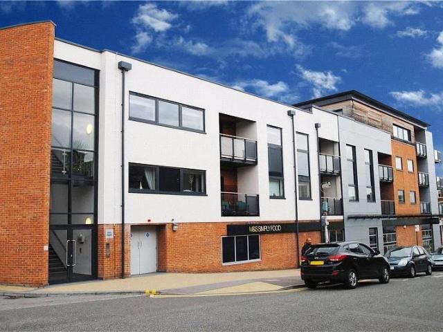 Flat for rent in Upminster, Greater London