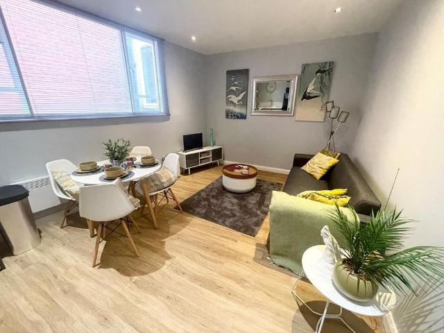 Apartment for rent in The Close, Hampshire