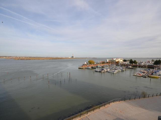 Flat for rent in Brompton, Gillingham