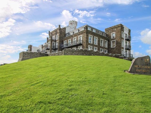 Flat for rent in Douglas, Scotland