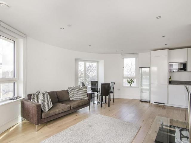 Apartment for rent in London Borough of Lambeth, Greater London