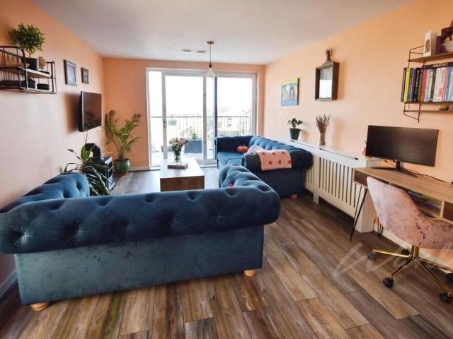Apartment for rent in Brompton, Gillingham