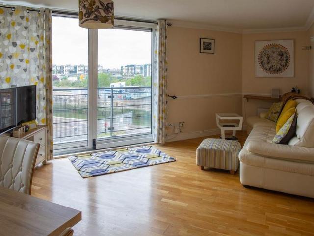 Apartment for rent in Galleons Point, Greater London