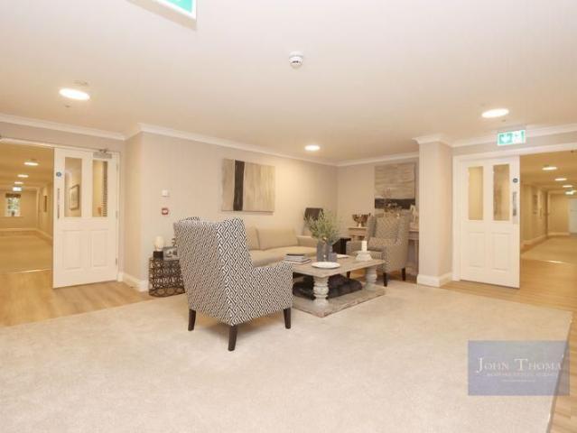 Apartment for rent in Chigwell, Epping