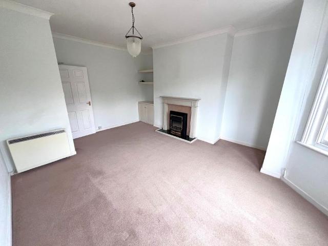 Apartment for rent in Broadwater Down, Sandown Park