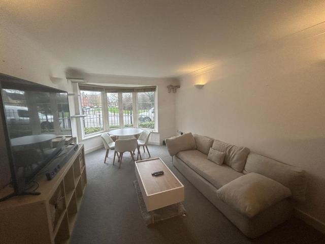 Apartment for rent in Haydon End, Blunsdon St Andrew