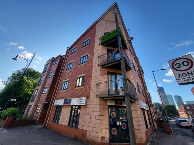 Flat for rent in Hulme, Georgia