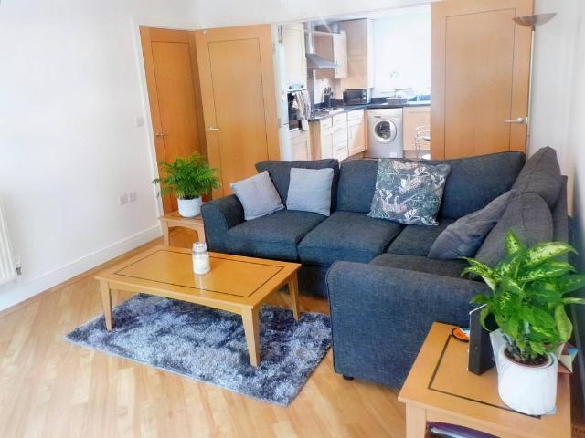 Flat for rent in Sunningdale, Egglescliffe