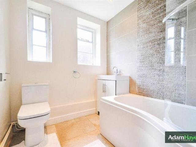 Apartment for rent in Cat Hill, Isle Of Man