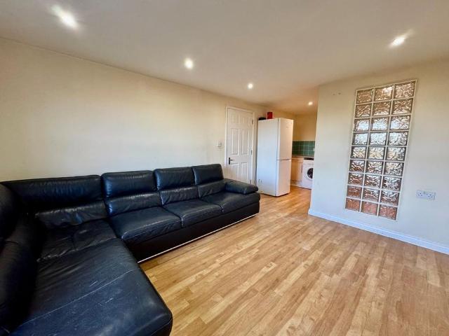 Apartment for rent in West Cliff, Bournemouth