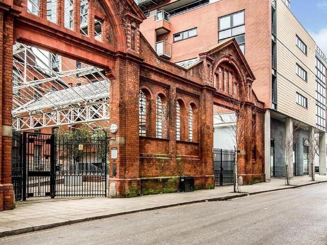 Flat for rent in City Centre, Georgia