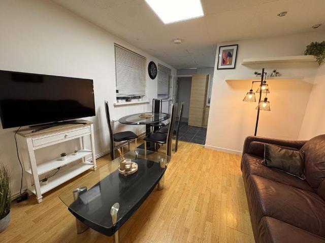 Apartment for rent in Falcon Lodge, Wales