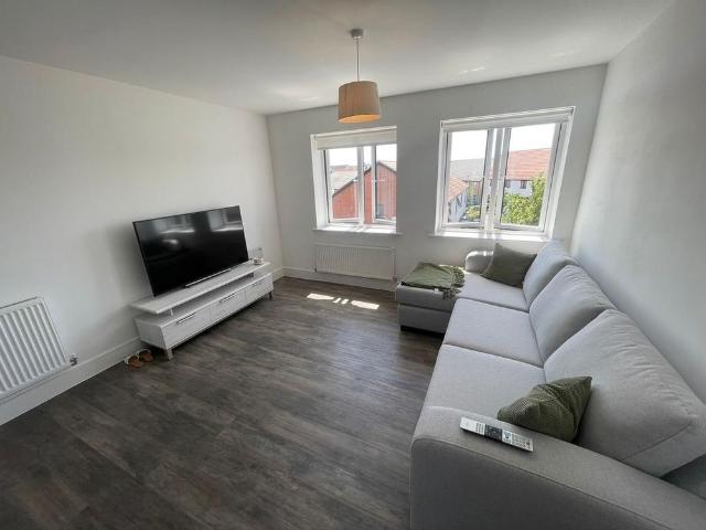 Apartment for rent in Westbourne, Key Street
