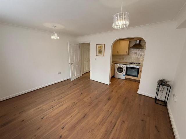 Apartment for rent in Cauldwell, Bedford