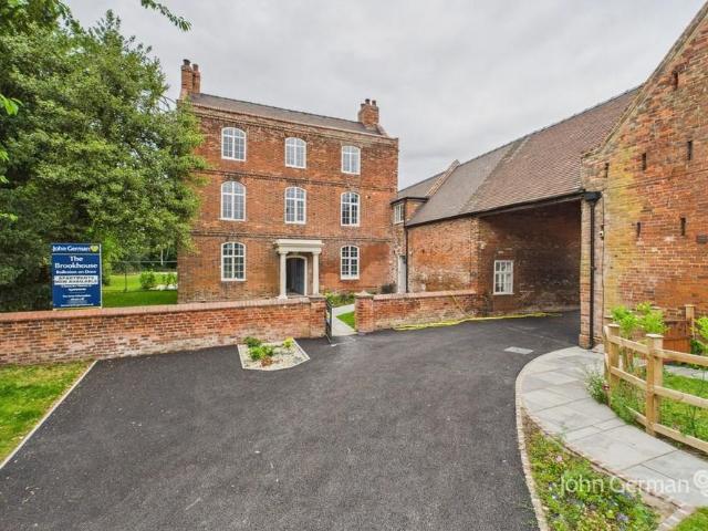 Apartment for rent in Brookside, Telford
