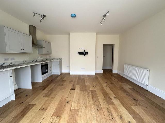 Apartment for rent in Brookville, Norfolk