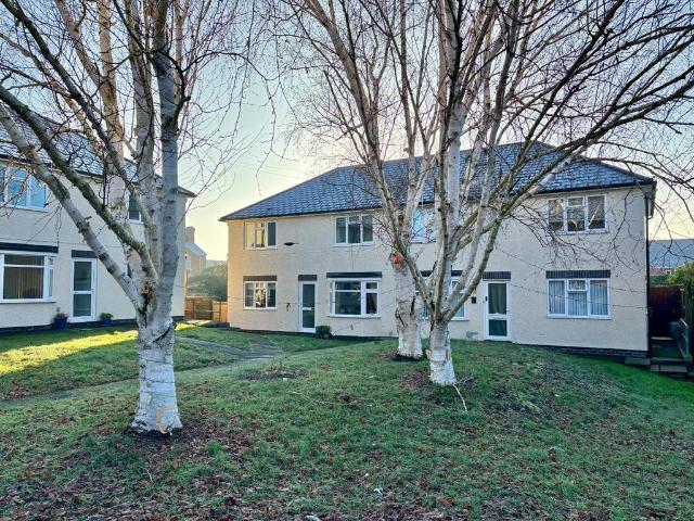 Flat for rent in Greenhill, Crookhill